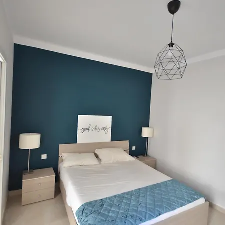 1 Bedroom Flat Close To Sliema Front