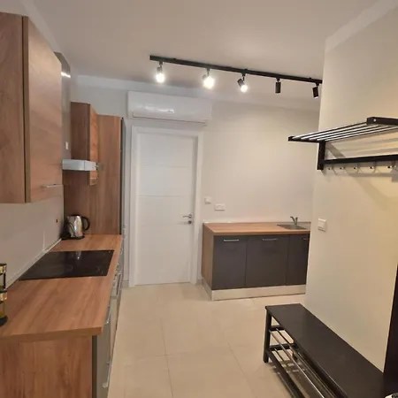 1 Bedroom Flat Close To Sliema Front *