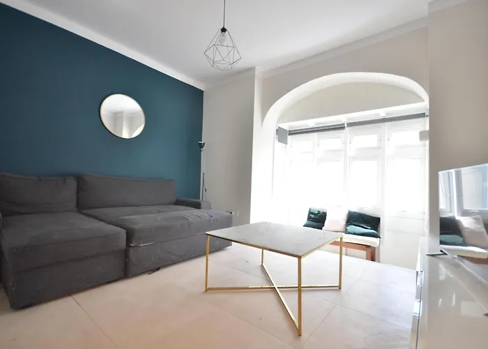 아파트 1 Bedroom Flat Close To Sliema Front 그지라
